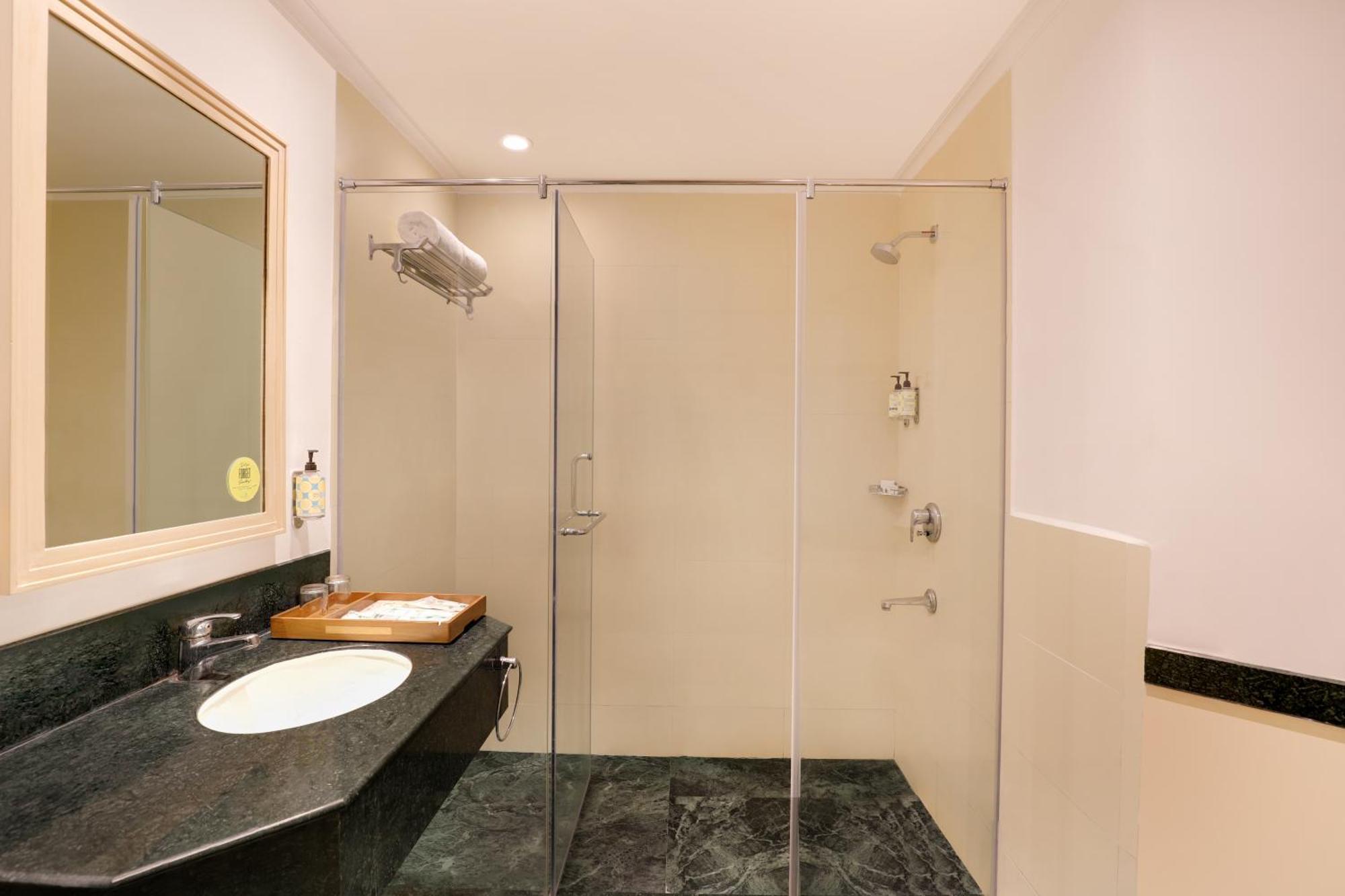 Lemon Tree Hotel Hinjewadi Pune Hinjawadi Eksteriør bilde